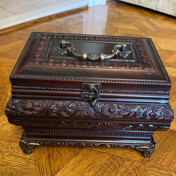 Ornate Faux Wooden Jewelry Box with Handle NWOT - Picture 1 of 6